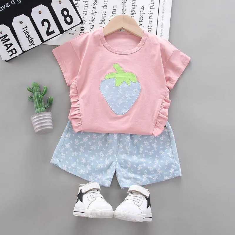 2-piece Strawberry Pattern T-shirt & Shorts for Toddler Girl
