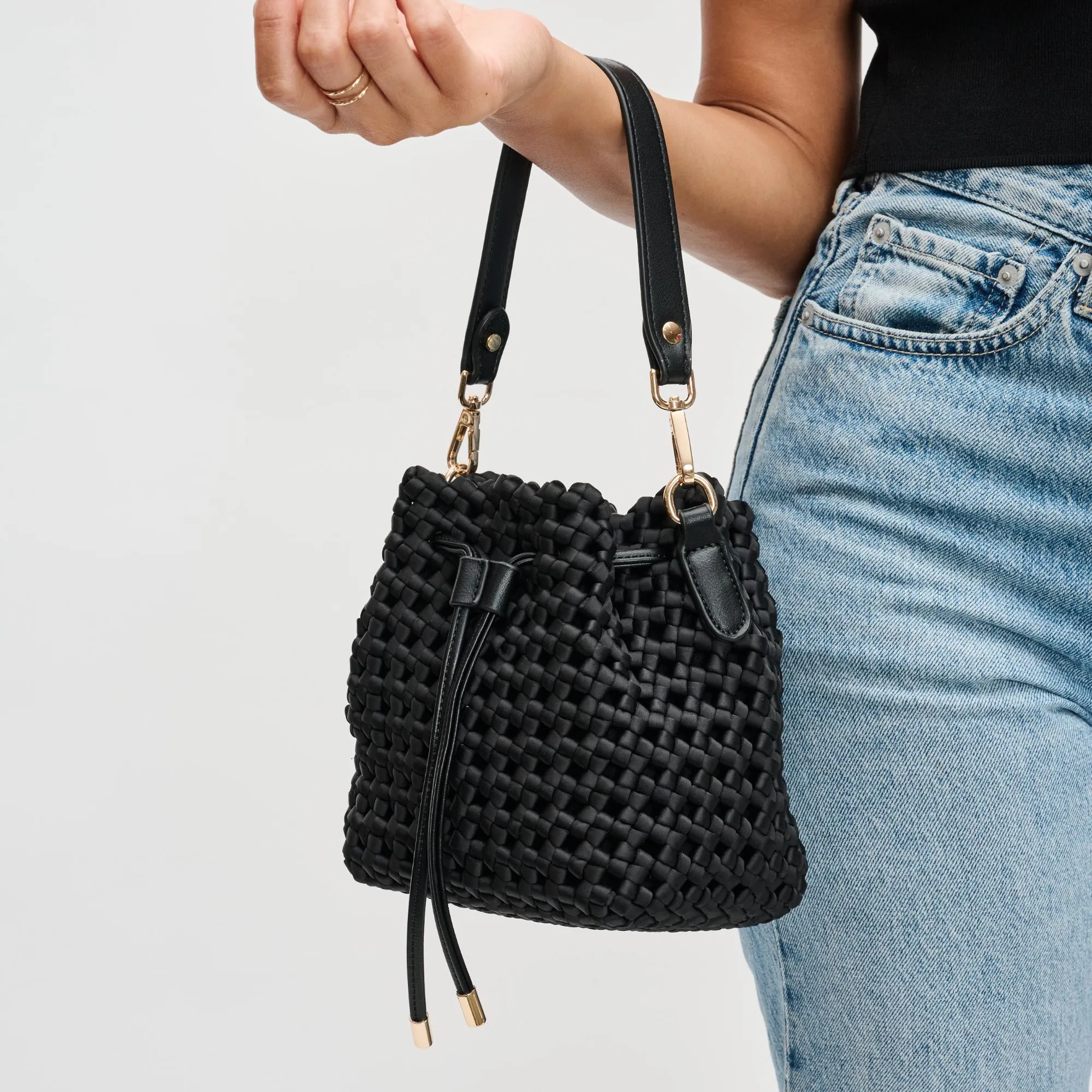 Essence Crossbody