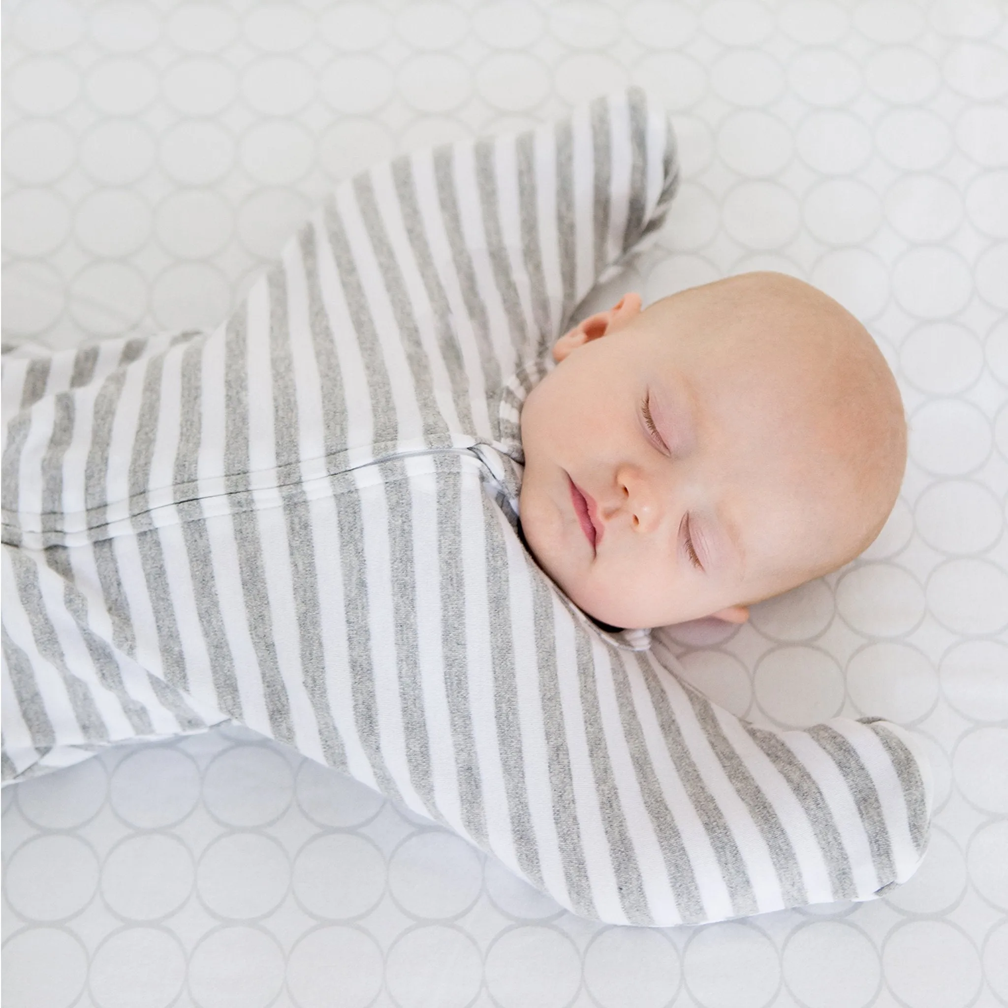 Flannel Fitted Crib Sheet - Brown Mod Circles, Pastel Blue