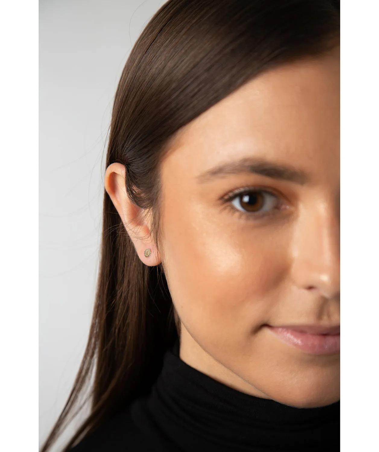 Gift Packaged 'Evelia' 9ct Yellow Gold Sun Burst Stud Earrings