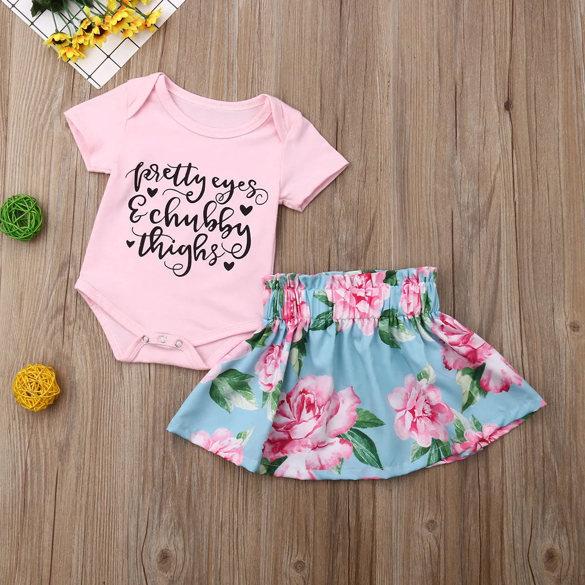 Pretty Eyes Outfit