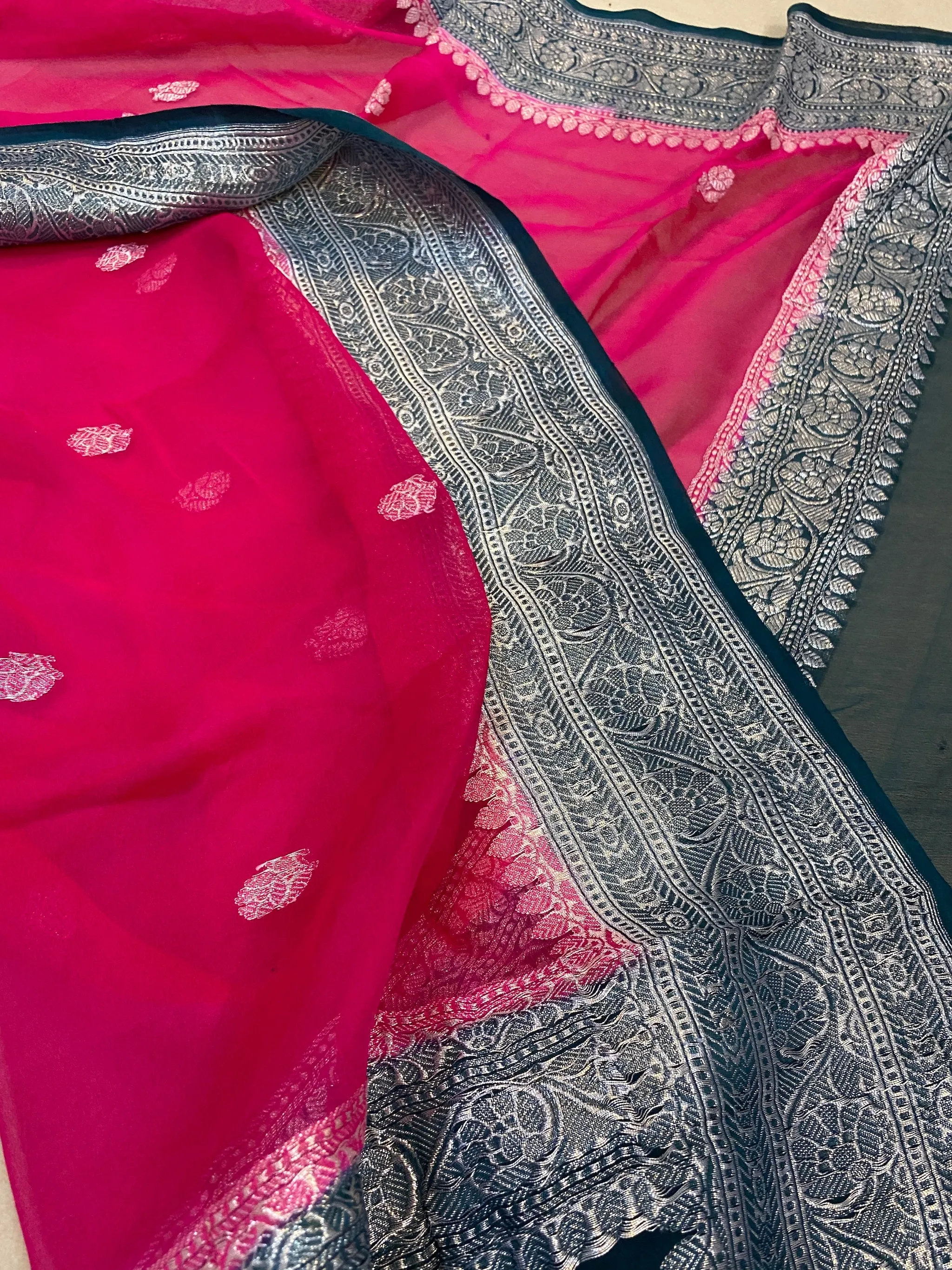 Royal Splendor: Rani Pink and Green Pure Khaddi Chiffon Handloom Banarasi Saree