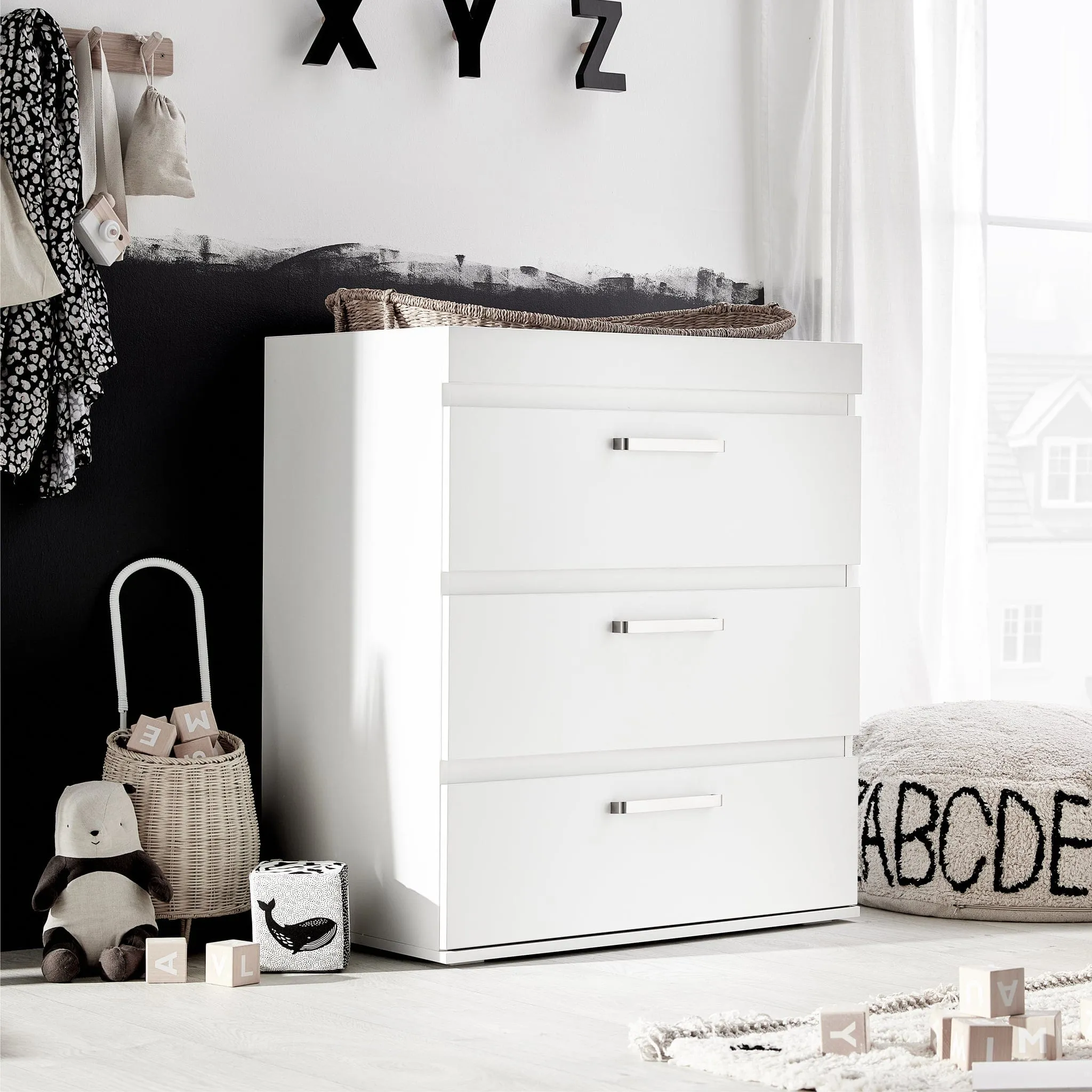 Silver Cross Finchley White 2-Piece Dresser Roomset