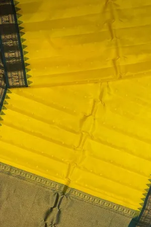 Yellow Gadwal Handloom Pure Silk Saree - Elegant and Luxurious